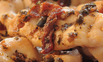 0407-bruschetta-chicken-skewers-750x250