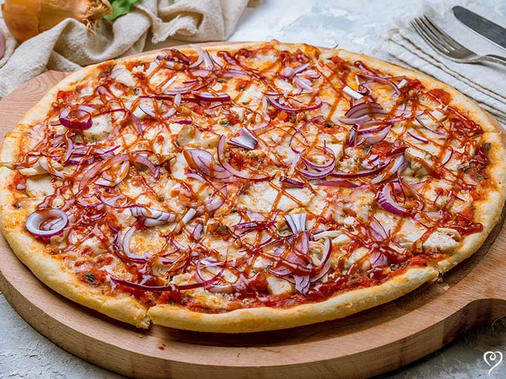 Summer Grilled Pesto Chicken Pizza