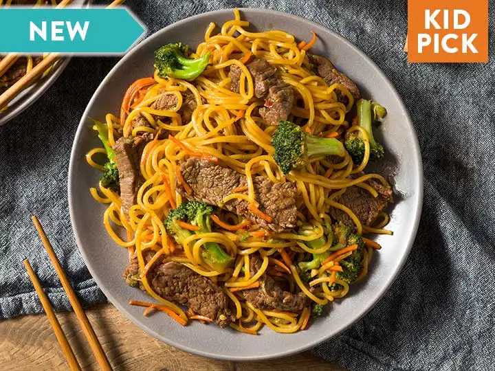Sirloin and Veggie Yakisoba Noodle Bowl