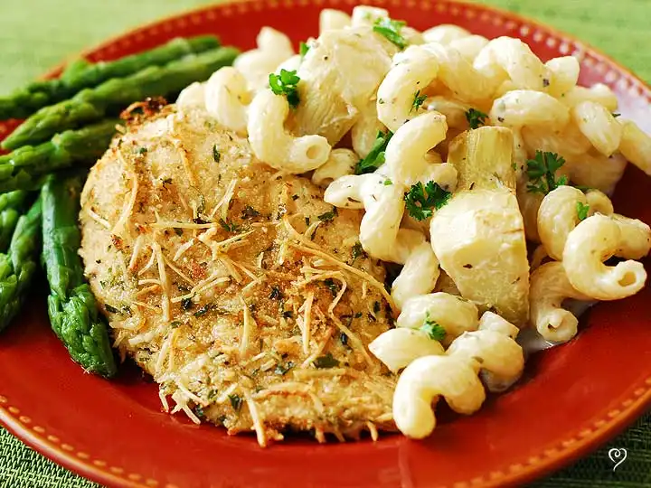 Chicken and Pasta with Lemon & Artichoke Sauce 